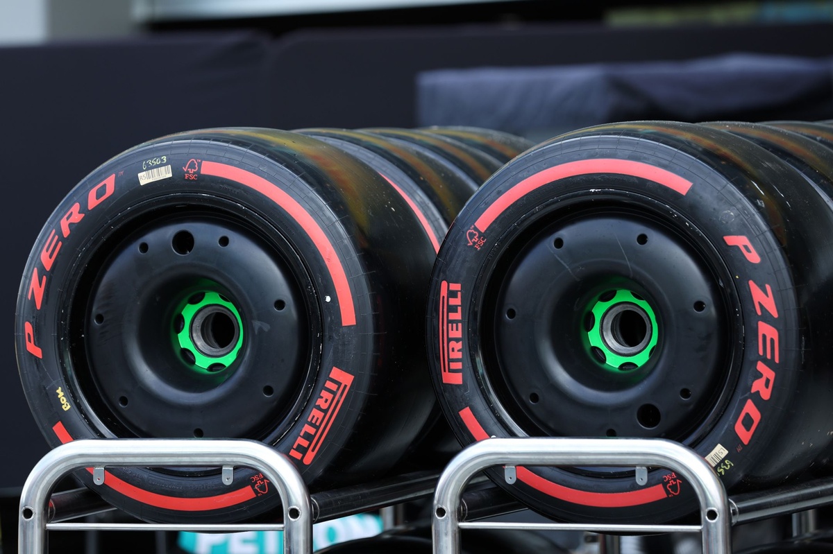 pirelli-tyres.jpg