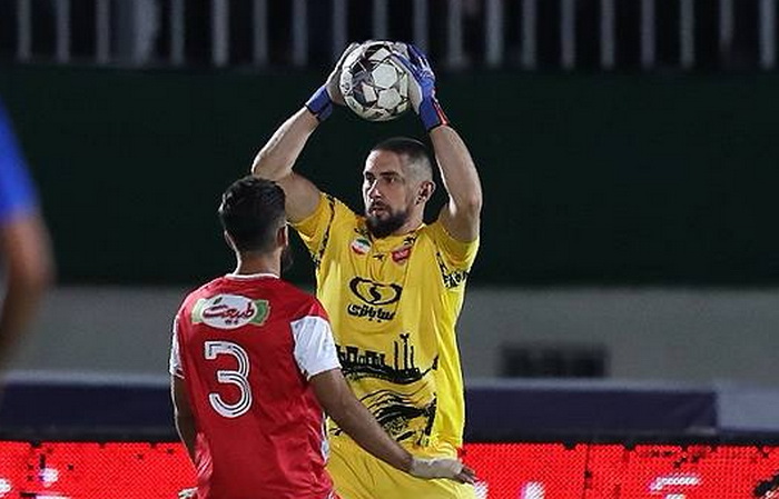 alexis-1.jpg